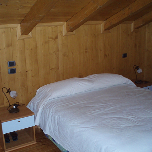 gal8 (camera da letto)